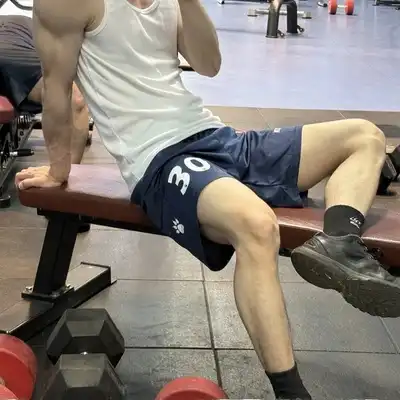 程志彤